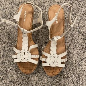Express wedge sandal